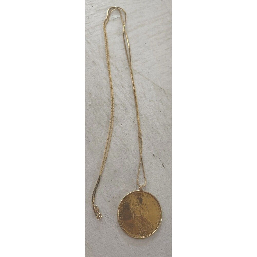1915 Austrian ducat 22 Kt Gold In 14 Kt Bezel W 14 Kt Chain